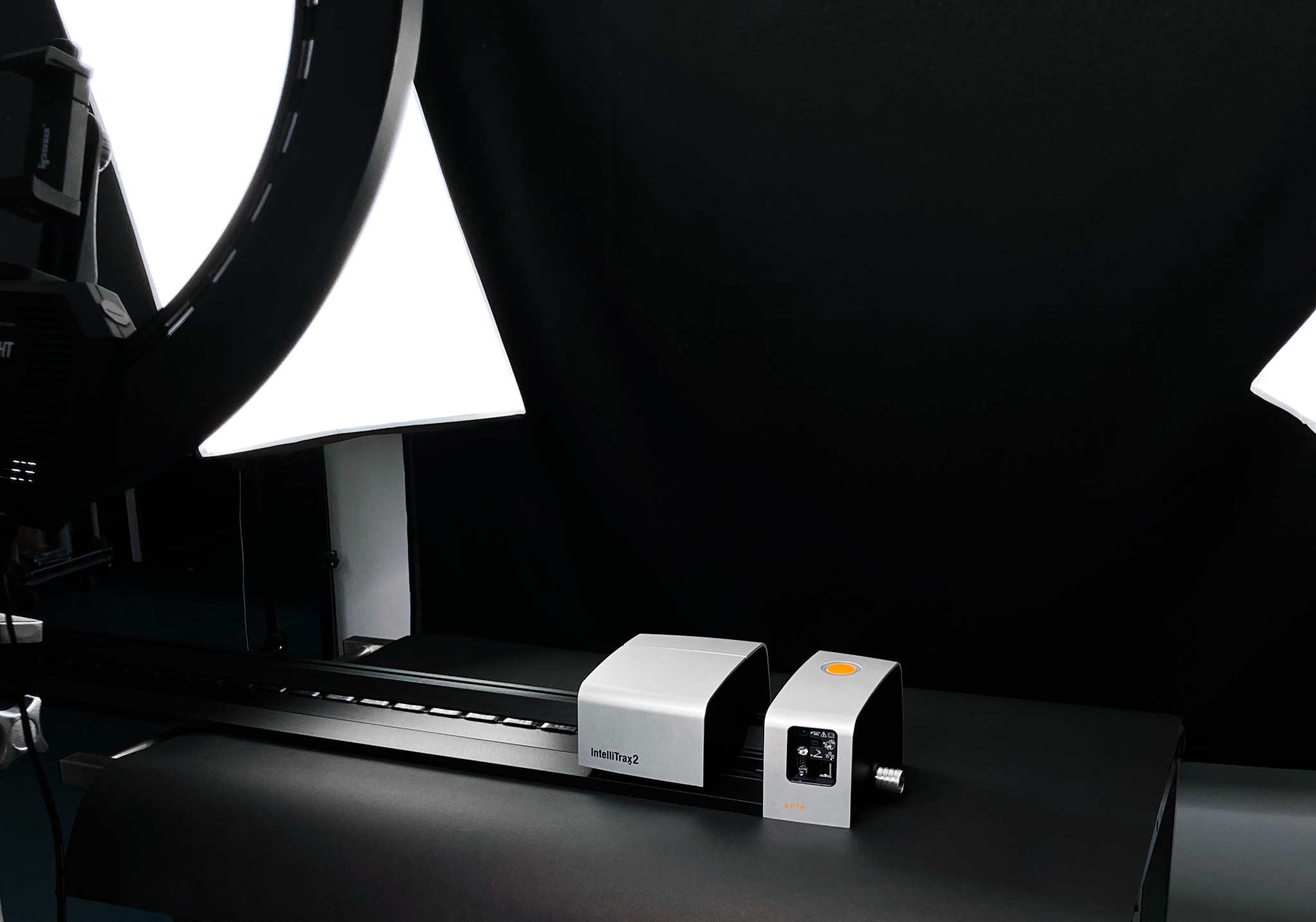 IntelliTrax2 measurement device